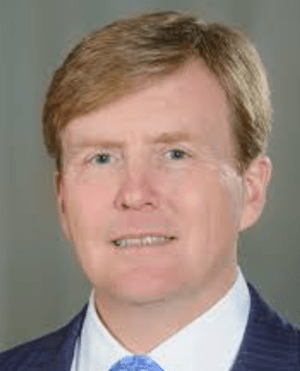 hoeveel verdient de koning willem alexander aan salaris